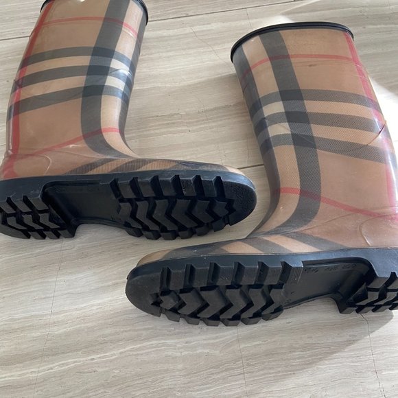 Burberry Rain Boots - Picture 3 of 3